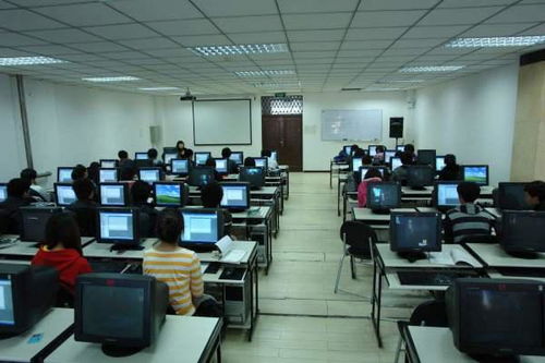 福州大學(xué)計算機(jī)應(yīng)用技術(shù)專業(yè)碩士與計算機(jī)技術(shù)碩士的區(qū)別解析